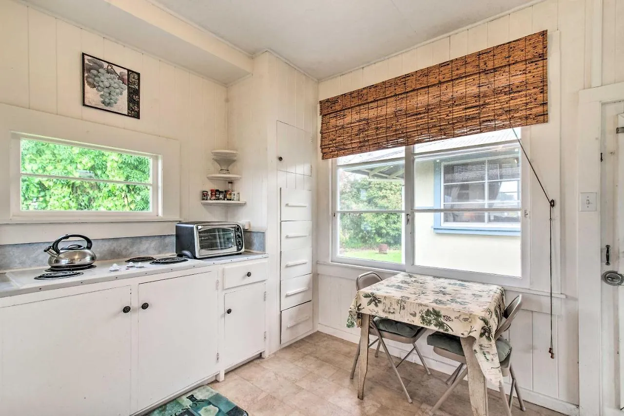 Hilo Home Base - 3 Miles To State Park And Beach! 0*,  United States